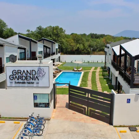 Grand Gardenia
