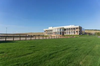 Hermes Estate (Гермес Эстет) Отели рядом с Аэропорт Гагарин