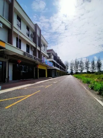 Star Hotel