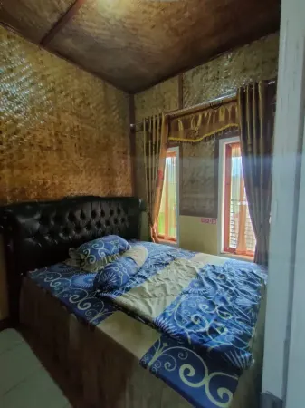 Darajat Homestay Отели в г. Pasirwangi