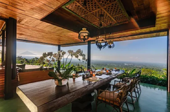 Alam Mountain Отели рядом с достопримечательностью «Batukau Mountain»