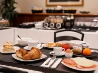 Hotel Buonconsiglio Các khách sạn gần Quảng trường Piazza Duomo