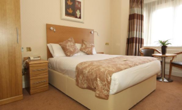 Weetwood Hall Estate