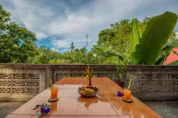 Mitkhoonyoum Hotel Hotels in Mae La Noi