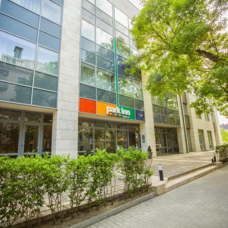 Park Inn by Radisson Budapest, Hungary Отели рядом с достопримечательностью «04. Уйпешт»