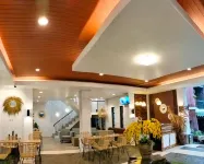 Rollaas Hotel and Resort Hotel a Lawang