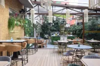 John's Hotel