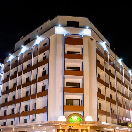 Royal Court Hotel