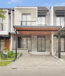 3BR Villa Punawangi W/ Jacuzzi فنادق في Batujajar