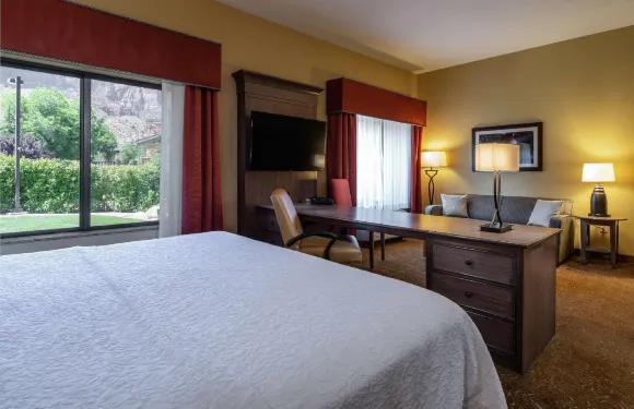 斯普林代爾-錫安國家公園歡朋酒店及套房