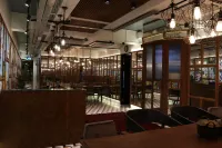 The Payang Hotel - parking