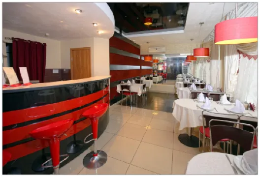 Колибри Отели рядом с достопримечательностью «НОВАТ»