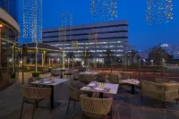 Majestic Arjaan by Rotana - Desayuno