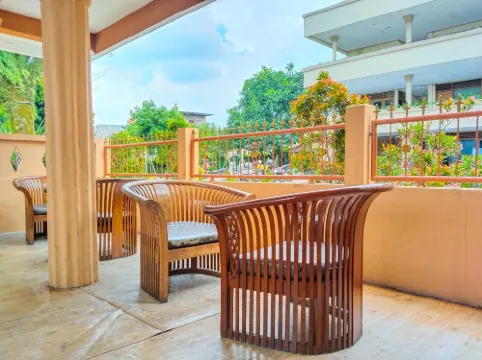 Hotel New Gondangdia Powered by Cocotel Unggulan Photos