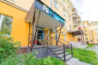 River Hotel Hotel di 