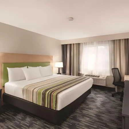 Country Inn & Suites by Radisson, Northfield, MN