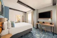 voco LETCHWORTH HALL by IHG