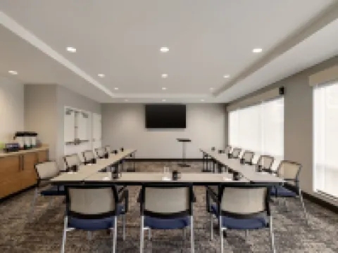 タウンプレース・スイート・ピッツバーグ・ハーマービル ハーマー・タウンシップのホテル