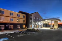 Fairfield Inn & Suites Memphis Southaven Hotels near Tanger Outlet Southaven