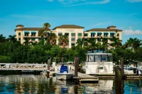 Four Points by Sheraton Punta Gorda Harborside Hotels near Copperfish Books