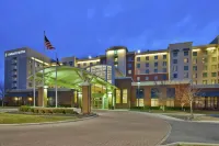 Embassy Suites by Hilton Columbus Airport Hotels near Pier 1