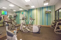 Holiday Inn Express & Suites Pittsburgh North Shore