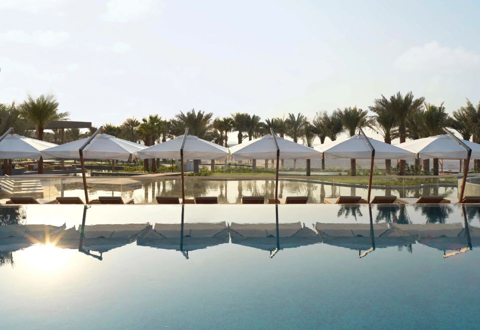 홀리데이 인 무스카트 알 시브 이미지