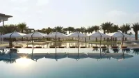 홀리데이 인 무스카트 알 시브 바이 IHG - 수영장
