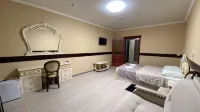 Zolotoj Lotos Hotel