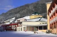 Jufa Hotel Veitsch Отели в г. 