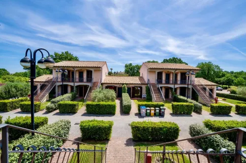 Residence Surrounded by Greenery with Swimming Pool in Sorano Hotels in Sorano