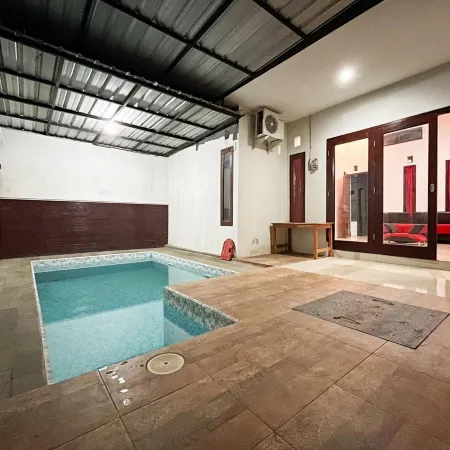 Oma Kost 3 Probolinggo Mitra RedDoorz