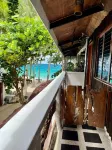 Cocoloco Beach Resort - Pemandangan Pantai