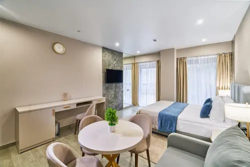 Mirror Family  Hotel Hotels in Adler