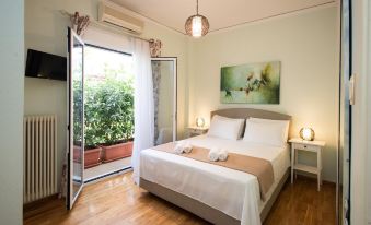 Blue Ark Athenian Nest