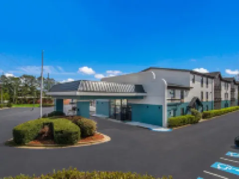 クオリティ イン マリエッタ ニア ドビンズ ARB マリエッタのホテル