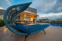 Ibis Styles Belem Hangar - Pool