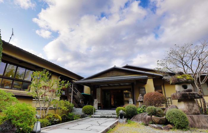 Tatsuta Ryokan