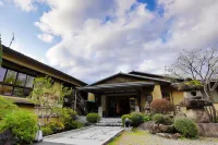 Tatsuta Ryokan - Hot Springs