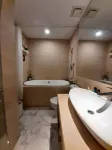 Art Deco Apartemen Lavender Studio Bathtub by Gps