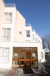 Broc House Suites - Apartments