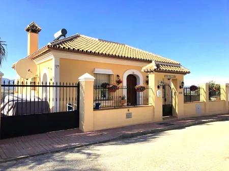 Villa Bella Vista Отели рядом с достопримечательностью «Mini-Camping Ardalejo / Call first - reservation only!»