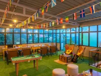 The Hosteller Mussoorie, Mall Road