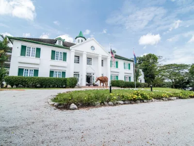 Riders Resort Kulai Hotels near Zhong Cheng Durian Farm