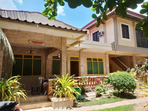 Harbour Chateau Hotel di Romblon