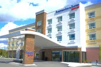 Fairfield Inn & Suites Edmonton North Hotel di 