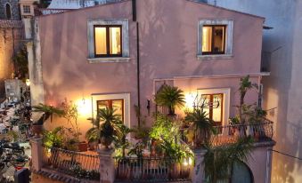 Al Duomo Rooms & Flats