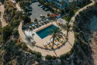 Vrachia Beach Hotel & Suites - Adults Only - С бассейном