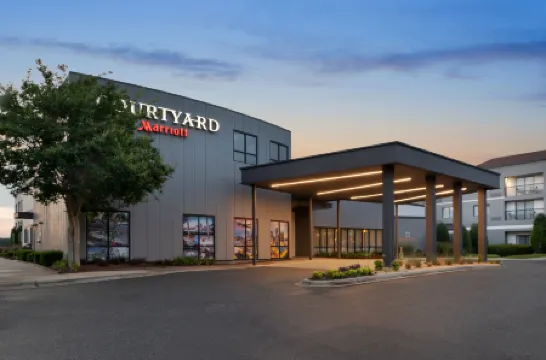 夏洛特機場北部萬怡酒店