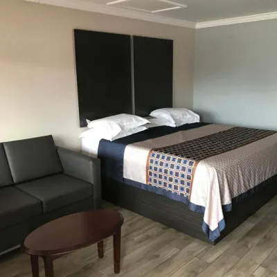 SouthTown S.A. Inn Hotels near San Fernando Cathedral